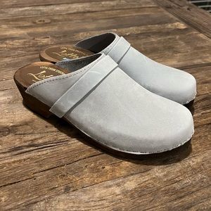 Lotta’s clogs, size 40, sea grey. Brand new